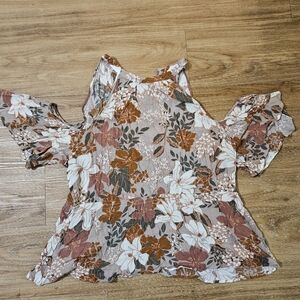 Shyanne Floral Blouse in Brown and Pink